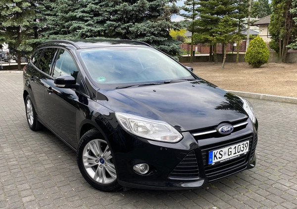 Ford Focus cena 26900 przebieg: 82000, rok produkcji 2014 z Poznań małe 56